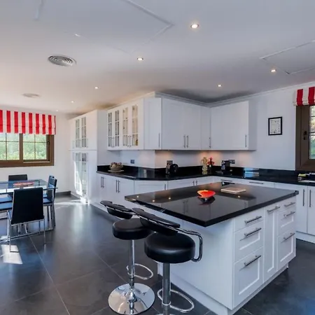 Stunning Detached In The Gated And Peaceful Bodrum