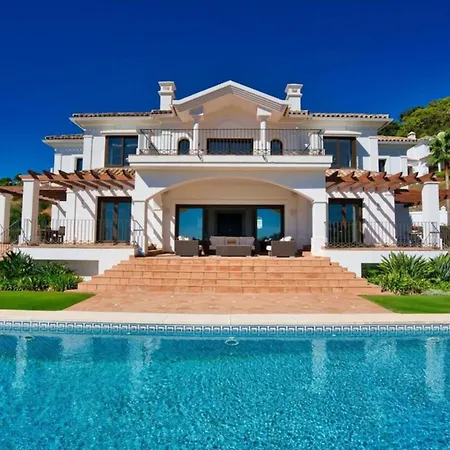 Apartment Stunning Detached In The Gated And Peaceful